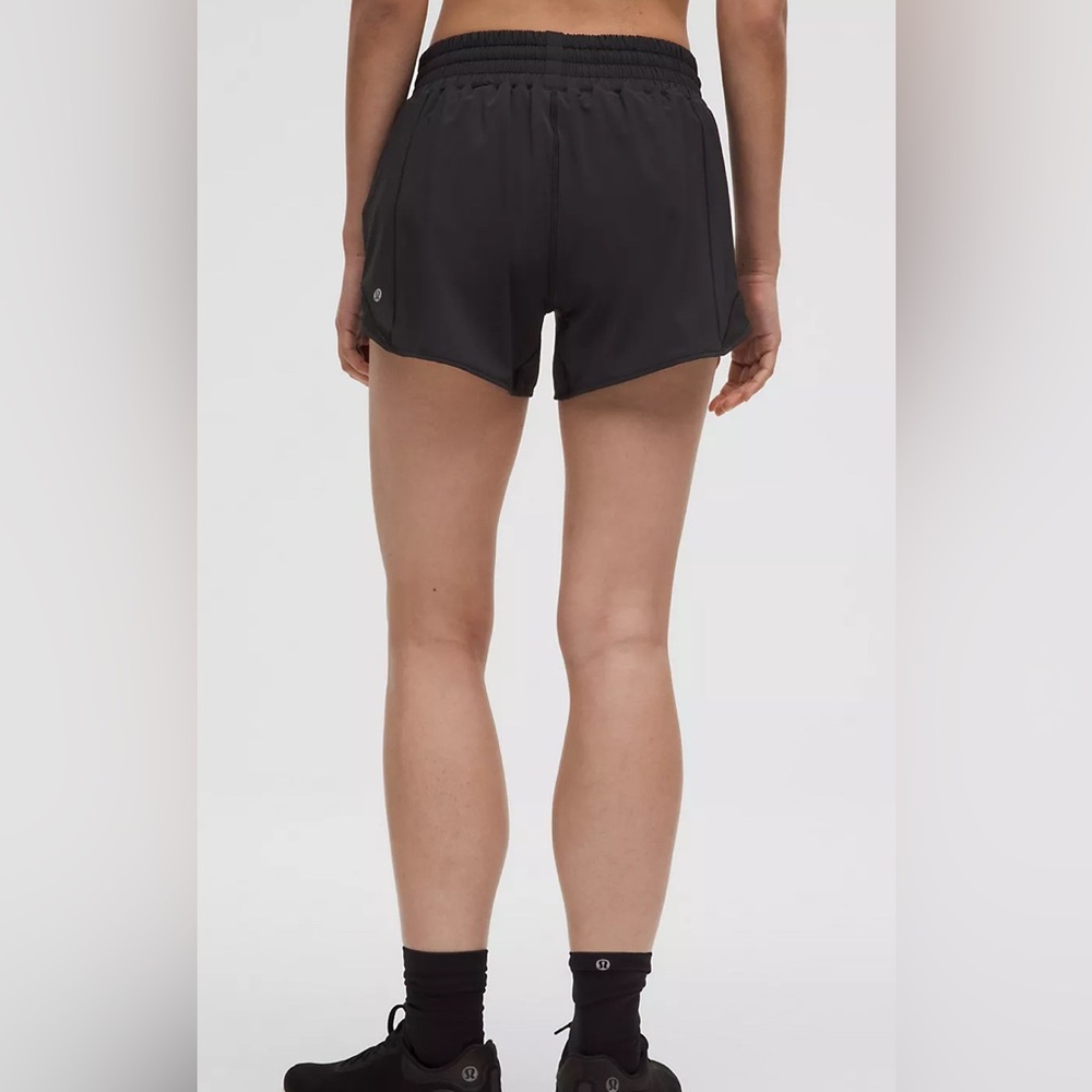 Lululemon Black Hotty Hot High-Rise Lined Short 4" - Picture 2 of 8